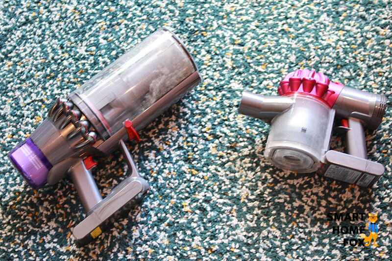 Der Dyson V11 Outsize neben dem alten V7